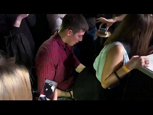 ❤️ રશિયન નાઇટક્લબમાં વાસ્તવિક સેક્સ. ગુદા અને યોનિમાર્ગમાં 18 વર્ષની રશિયન છોકરીએ નાઈટક્લબમાં ચોદાઈ ☑ ગુદા વિડીયો gu.mouthporn.ru પર